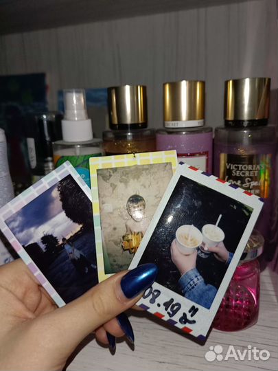 Polaroid instax mini