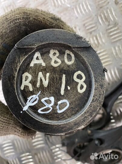Поршень с шатуном audi 80 1.8 RN