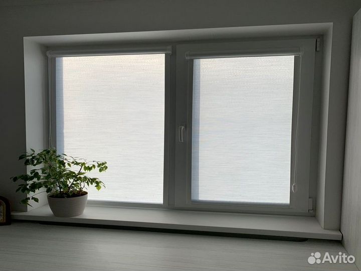 Рулонные шторы / Жалюзи