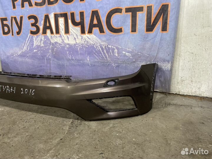 Volkswagen Tiguan бампер передний