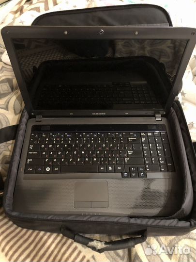Ноутбук samsung r525