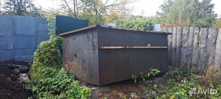 Бак для воды металлический