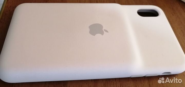 Чехлы на телефон