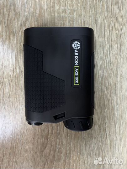 Лазерный дальномер Arkon axis 1500