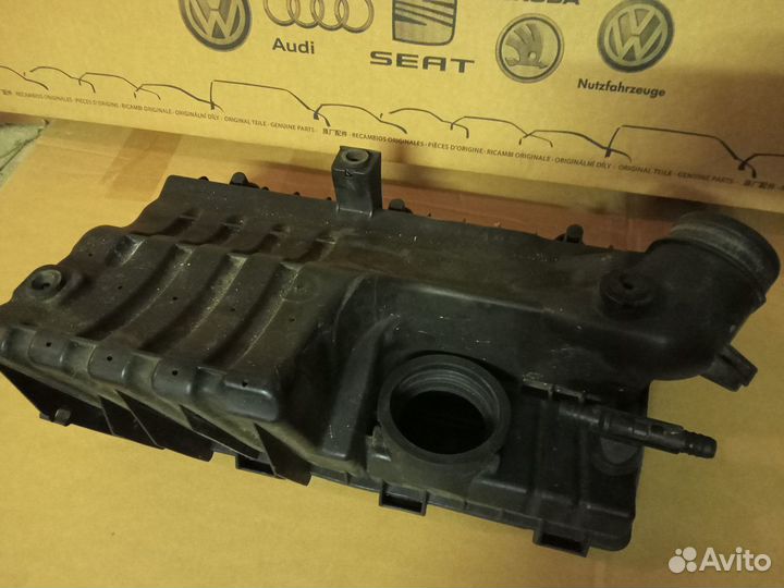 Корпус воздушного фильтра Шкода Рапид Rapid cfna