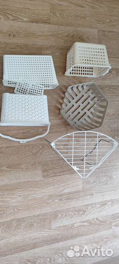 Органайзеры и полочка для хранения