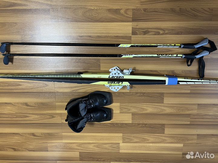 Лыжи беговые с ботинками