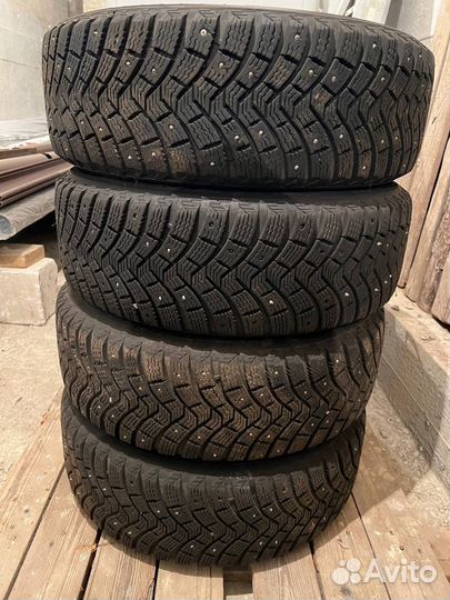 Michelin X-Ice North 4 185/60 R15