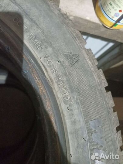 Hankook Winter I'Pike 205/55 R16