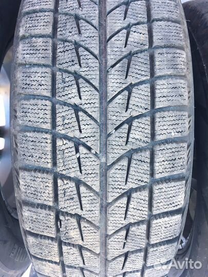 R16 Bridgestone Blizzak WS-60 235/65, PCD 5x130 DIA 84.1