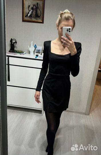 Маленькое черное платье 44р