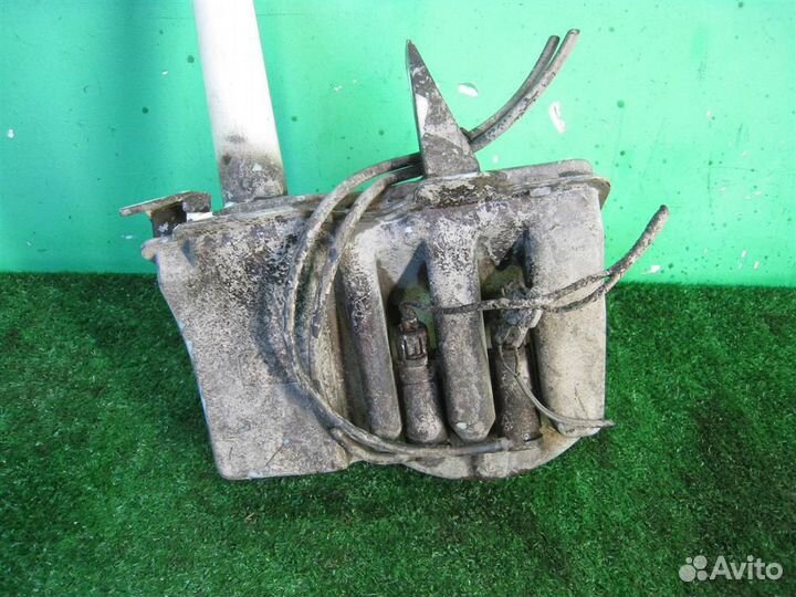 Бачок омывателя Ford Maverick TM1 2005