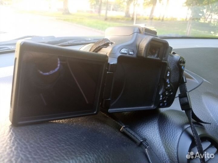 Зеркальный фотоаппарат canon 600d