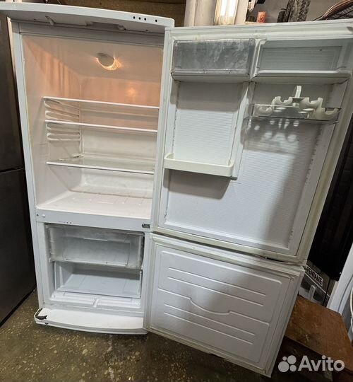 Холодильник атлант бу