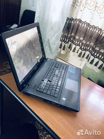 Asus X75VC 17,3 intel/Geforce 610m 2gb/4gb