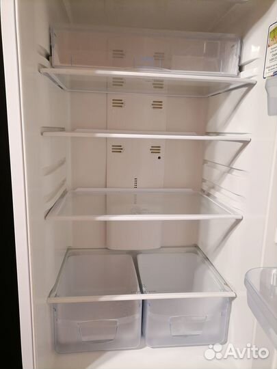 Холодильник бу indesit