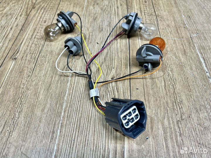 Проводка заднего фонаря Ford Focus 3 11-19г. хэтч