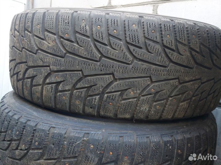 Hankook Winter I'Pike 235/55 R17 103T