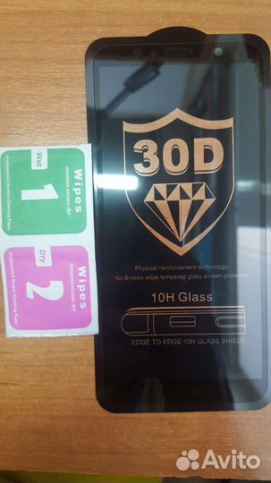 Защитное стекло на Huawei Y6 2018