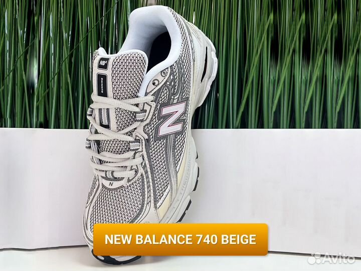 Мужские кроссовки New Balance 740 Beige