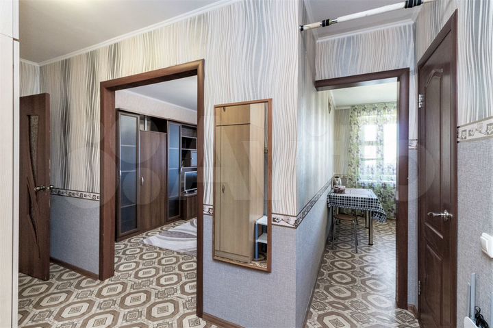 2-к. квартира, 63 м², 8/9 эт.