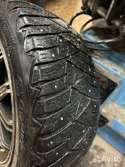 Goodyear Ultragrip 600 205/55 R16