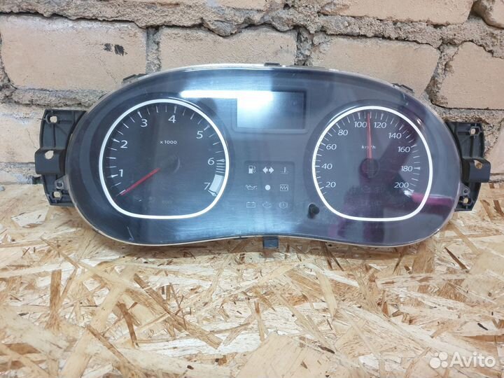 Панель приборов Renault Duster