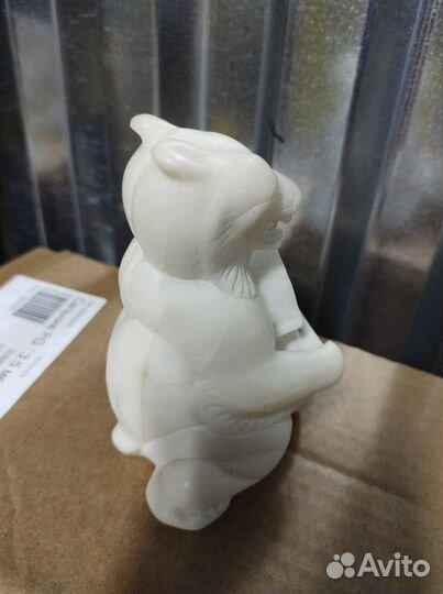 Медведь с контрабасом - мыльный камень