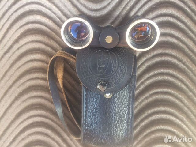 Бинокль театральный