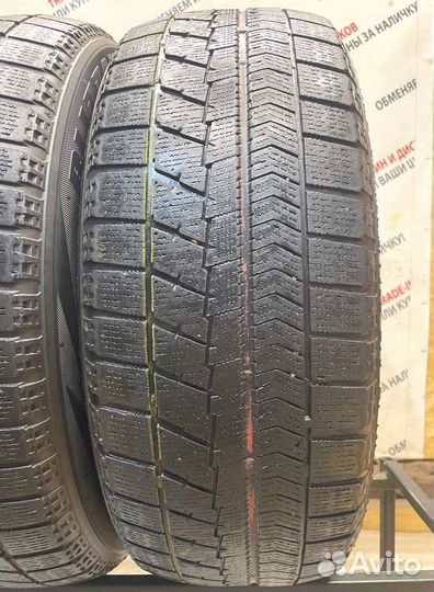 Bridgestone Blizzak VRX 215/60 R16 93P