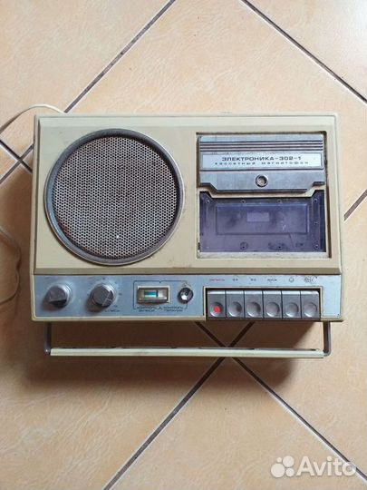 Магнитола старинная бу