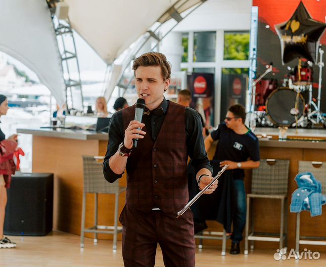 Ведущий мероприятий