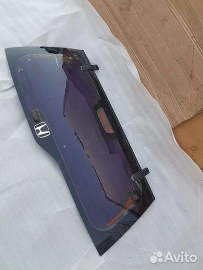 Стекло заднее Honda CRV 2004