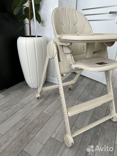 Стульчик для кормления happy baby