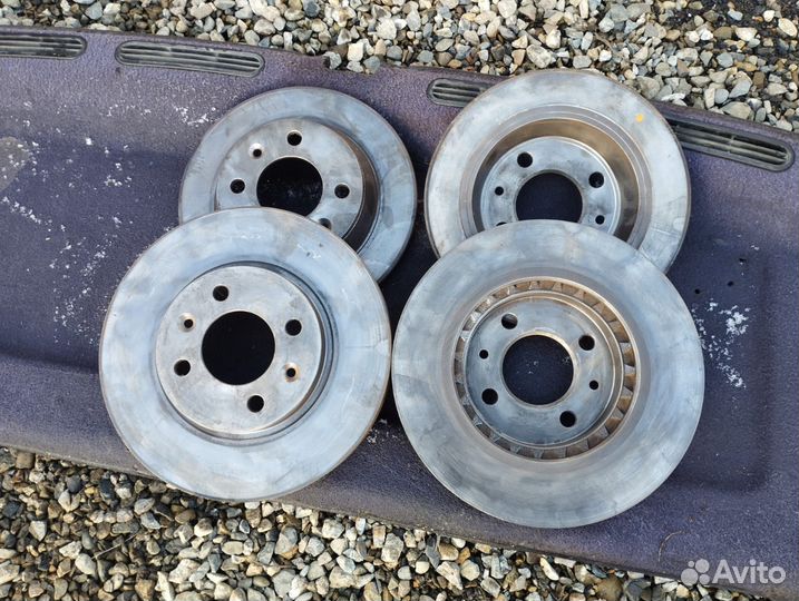 Цилиндр рабочий Сааб 9000