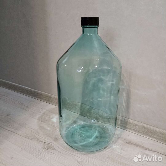 Бутылка стеклянная 20л с крышкой