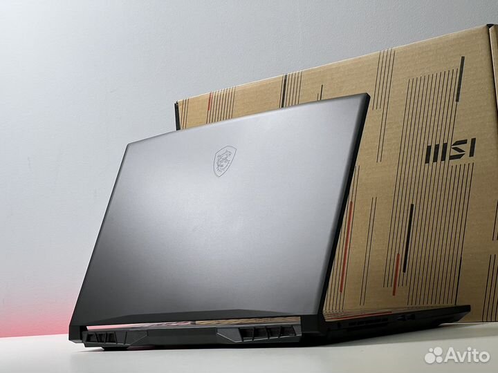 MSI Katana 17.3”144Hz Core i7 12 RTX3060 6g 105W