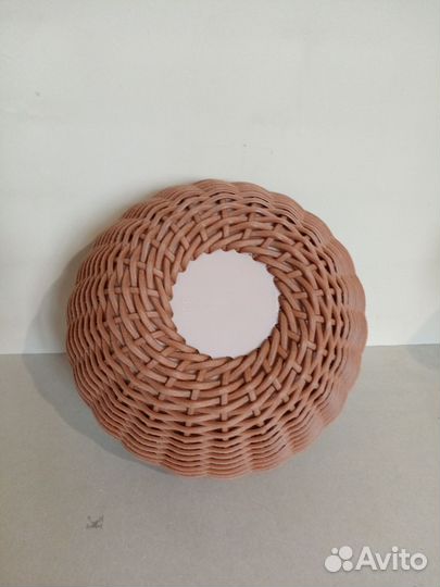 Подвесное кашпо из искусственного ротанга