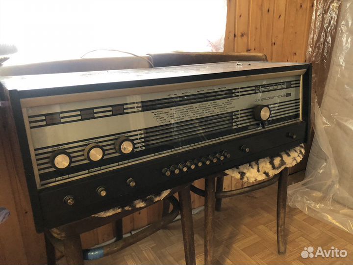 Радиола estonia