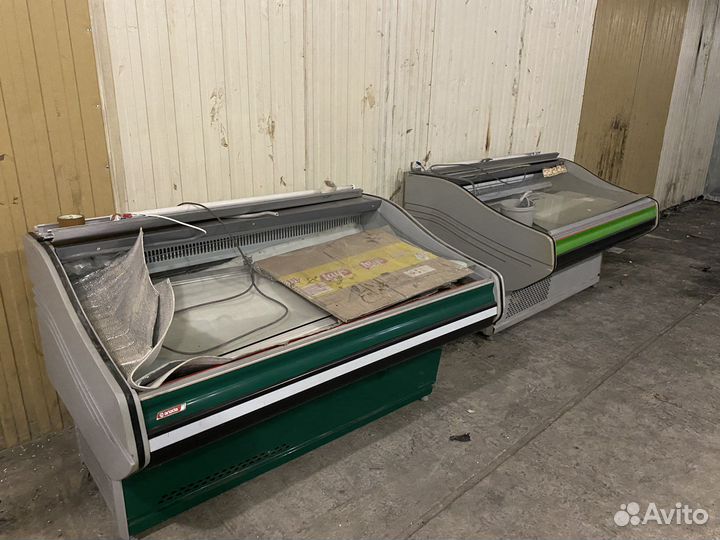 Поодам витрины холодильные, прилавки и т д