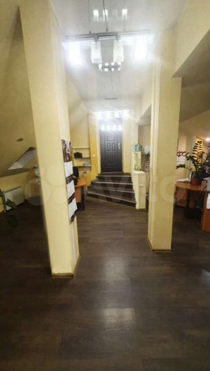 Офис, 120 м² Красная линия