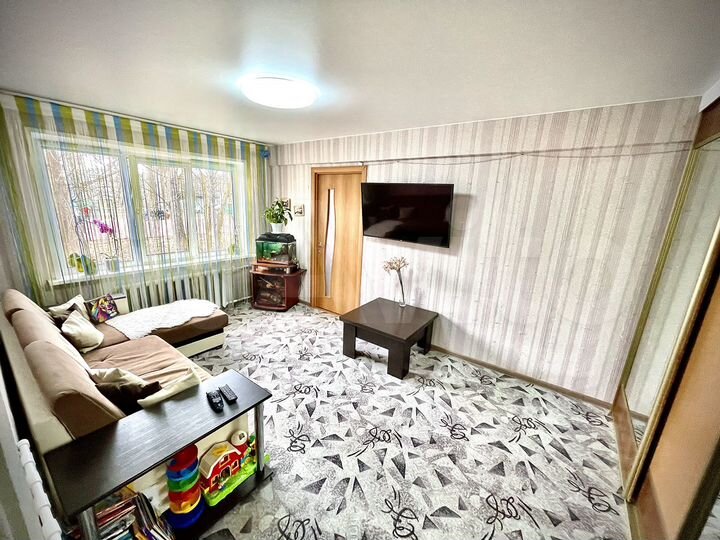 3-к. квартира, 55 м², 1/5 эт.