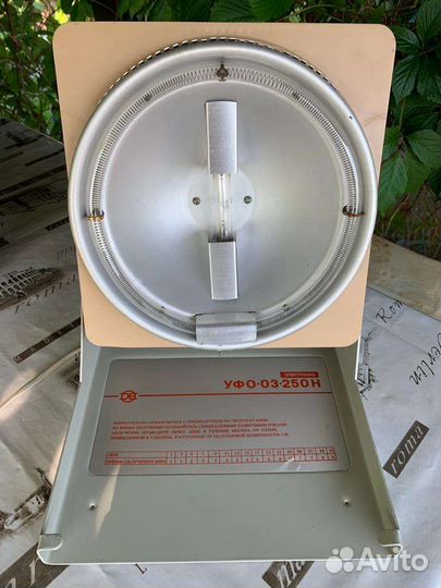 Кварцевая лампа бактерицидная