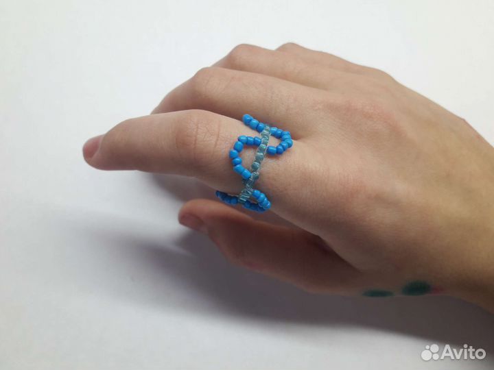 Кольцо из бисера