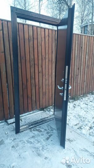 Дверь входная железная бу