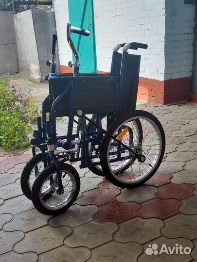 Инвалидная коляска