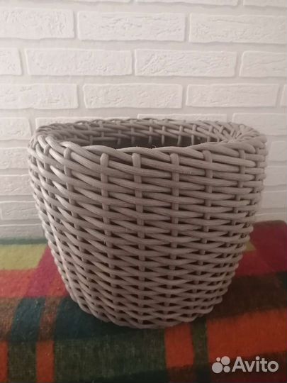 Кашпо горшок для цветов из ротанга