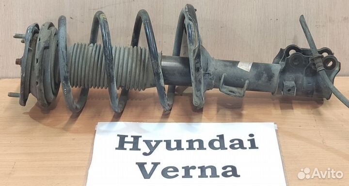 Стойка передняя Rh Hyundai Verna 2, 2008г