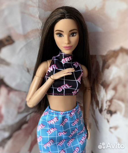 Barbie Fashionistas #188 шарнирная