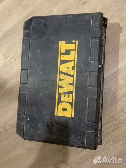 Dewalt